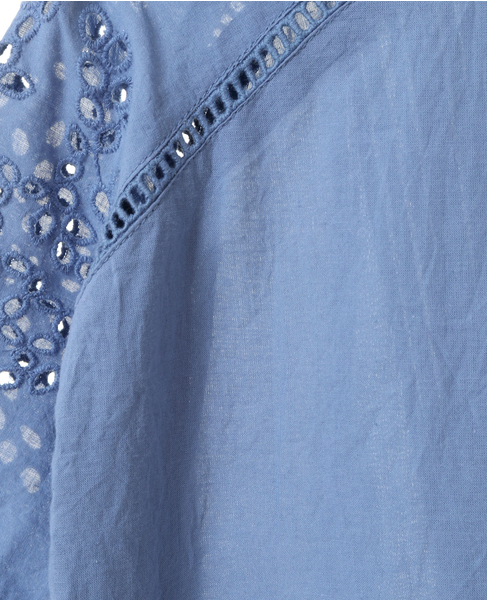 【LOURMARIN/ルールマラン】ピンタックと刺繍が華やかなコットンローンブラウス 詳細画像 ブルー 12
