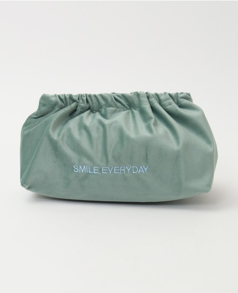 【sorbet island/ソルベ アイランド】p.72-73 Embroidered Veivet Clutch Bag 詳細画像 ミント 1