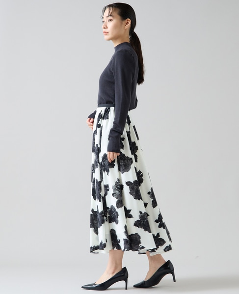 オールドローズプリントサイドタックサーキュラースカート 詳細画像 オフホワイト 4