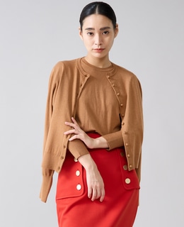 クルミ釦クルーネックカーディガン