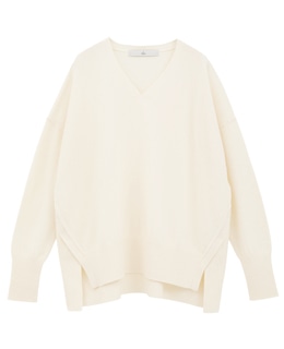 Vネックデザインスリットニット