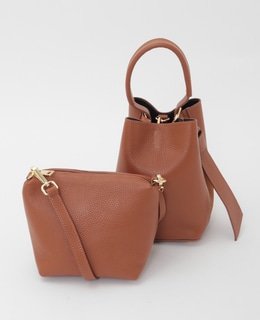 【お値下げ中】ティアラ　Tiara キャメル ドット柄 レザーハンドバッグ 楽天市場】ティアラ（バッグ｜バッグ・小物・ブランド雑貨）の通販