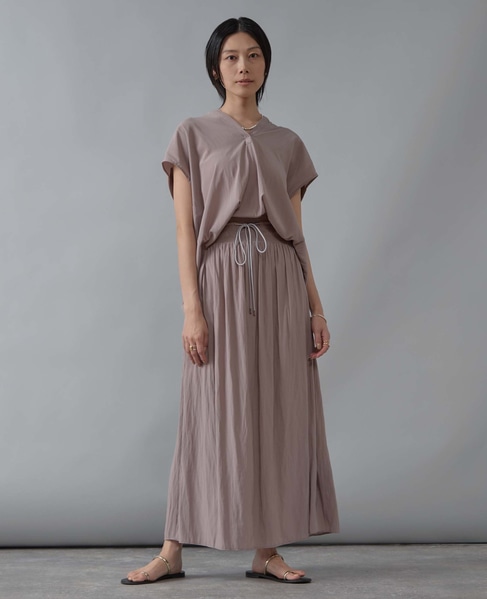 シャーリングナロースカート 詳細画像 グレージュ 2