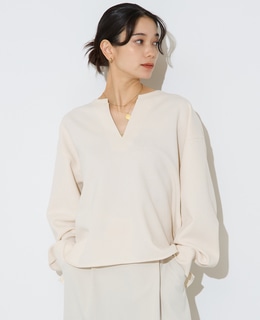 キーネックプルオーバー