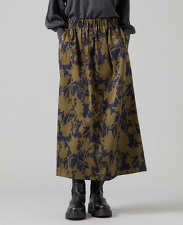 タックタイトスカート