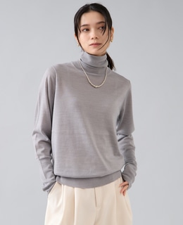 ウォッシャブルウールタートルニット