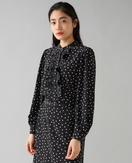 ドットプリントフリルブラウス
