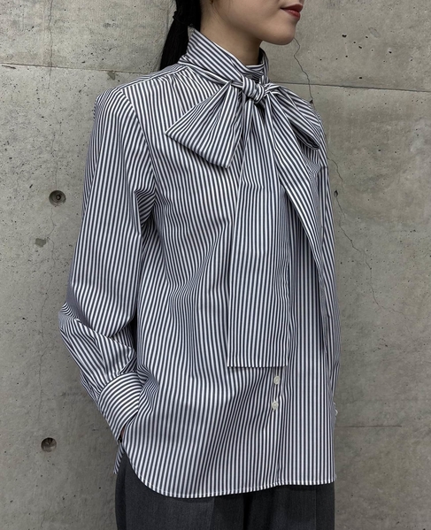 ボウタイハイネックボタンブラウス 詳細画像 ホワイト×ネイビー 10