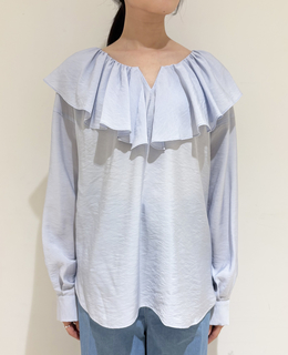 フリルギャザーブラウス