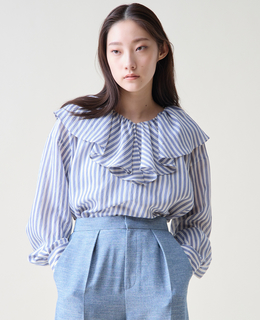 フリルギャザーブラウス