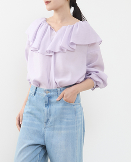 フリルギャザーブラウス