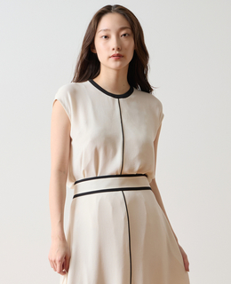 バイカラーブラウス