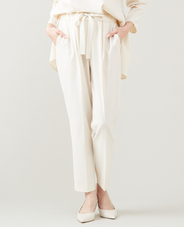 イージタックパンツ