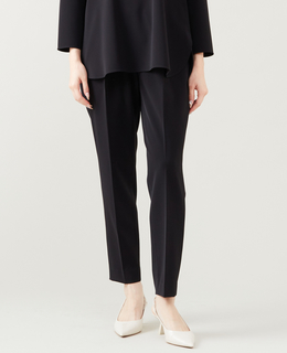 イージタックパンツ