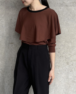 Vネックケープニット