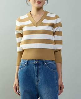 Vネックコンパクトニット