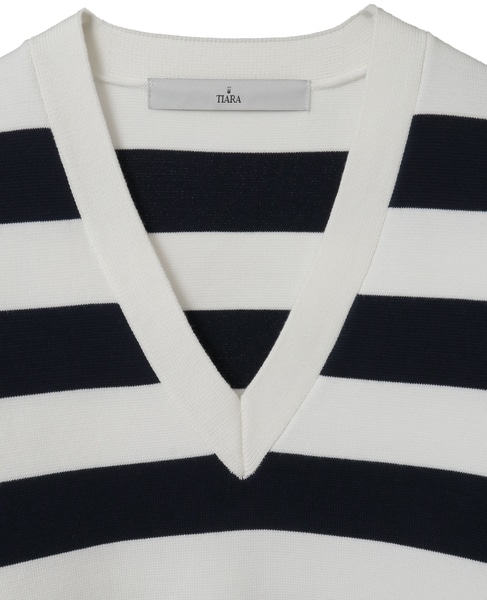 Vネックコンパクトニット 詳細画像 ホワイト×ネイビー 10