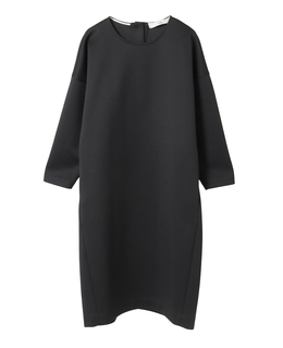 バッグボタンダンボールワンピース