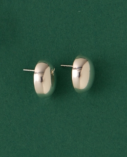 【quip queint/クィップクエイント】bowling studs oval pierce
