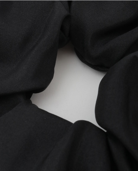 【Heyep/ヘイップ】Silk Square Medium Scrunchie 詳細画像 ブラック 4