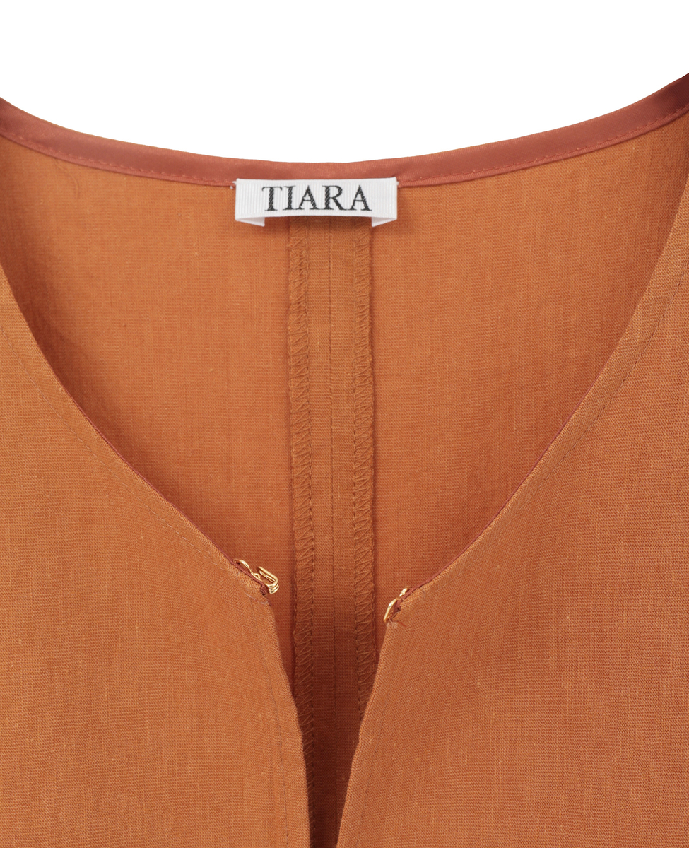 ペプラムブラウス（セットアップ可）｜TIARA（ティアラ）｜商品詳細