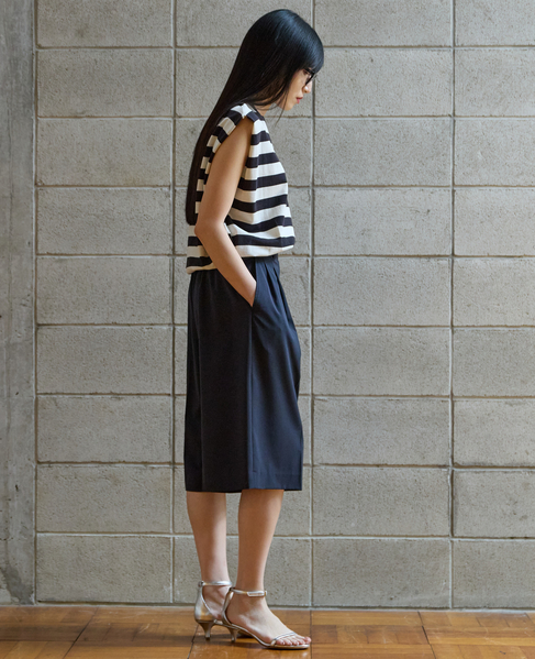 ショルダータックニット 詳細画像 ホワイト×ブラック 3