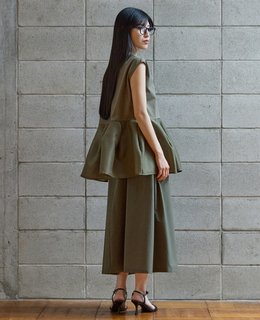 ペプラムタックカットソー