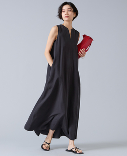 後ろあきノースリーブマキシワンピース