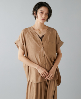 フレンチスリーブギャザーブラウス