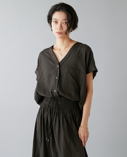 フレンチスリーブギャザーブラウス