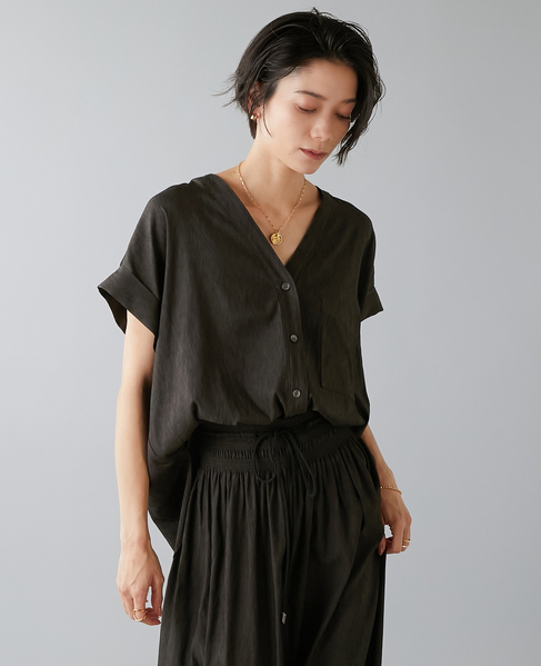 フレンチスリーブギャザーブラウス 詳細画像 スミクロ 2