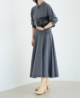 衿ドルマンニットワンピース