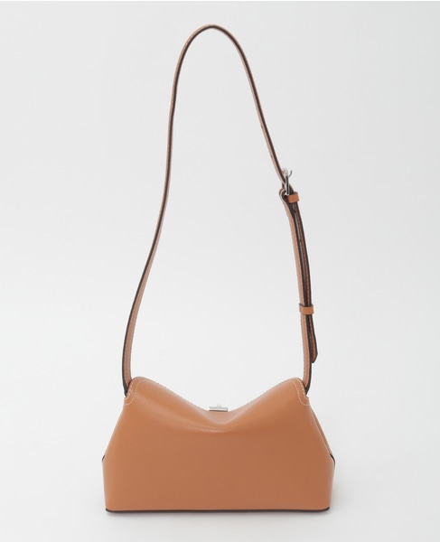 【TOTEME/トーテム】T-Lock grained-leather clutch 詳細画像 タン 3