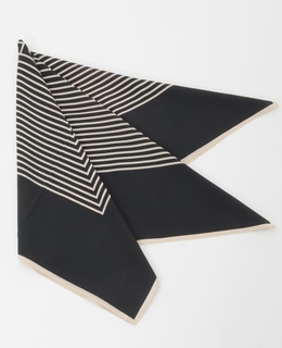 【TOTEME/トーテム】Centered Monogram Silk Scarf