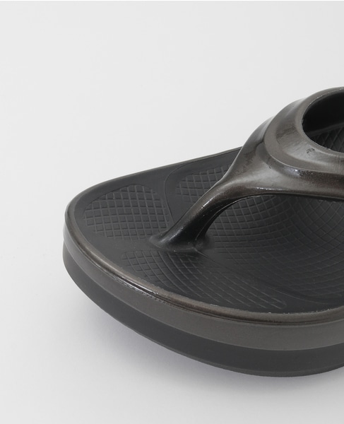 【OOFOS/ウーフォス】OOmega Luxe_Titanium Mirror 詳細画像 スミクロ 8