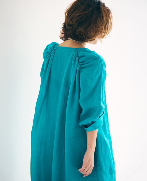 《コラボ》大草直子さん&times;martinique ラミーギャザースリーブワンピース 詳細画像 ブルーグリーン 2