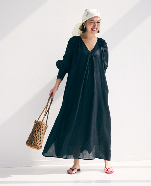 《コラボ》大草直子さん&times;martinique ラミーギャザースリーブワンピース 詳細画像 ブラック 1