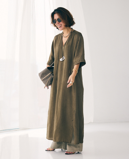 《コラボ》大草直子さん×martinique Vネックナローワンピース