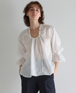 ラミーネックギャザーブラウス