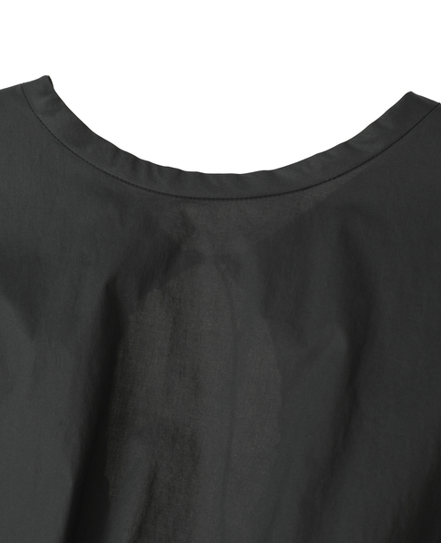 バックオープンプルオーバー 詳細画像 ブラック 3