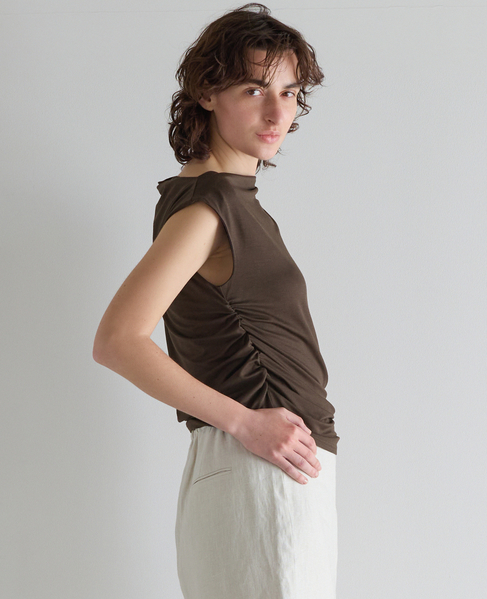 シャーリングドレープノースリーブ 詳細画像 ブラウン 2