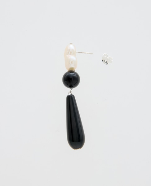 【Completedworks /コンプリ―テッドワークス】Earrings w/ Black Onyx Beads And FWP 詳細画像 ブラック 2