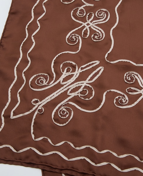【ASAUCE MELER /アソースメレ】テープエンブロイダリースカーフii 詳細画像 ブラウン 2