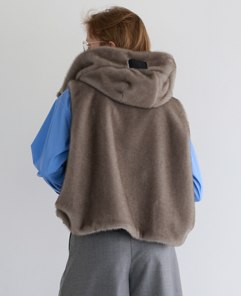 【COGTHEBIGSMOKE/コグザビッグスモーク】ORAH HOODY CROPPED VEST 詳細画像 グレージュ 3