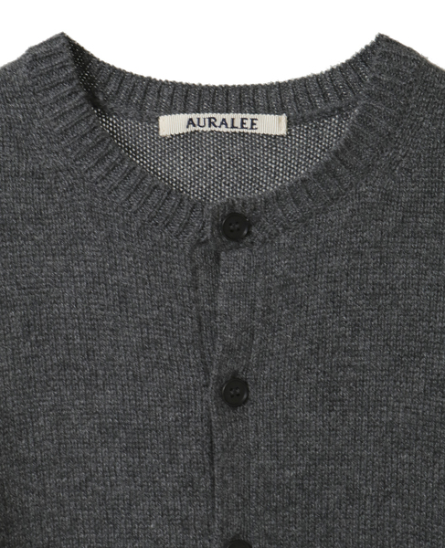 【AURALEE/オーラリー】LIGHT CASHMERE KNIT CREW-NECK CARDIGAN 詳細画像 チャコールグレー 3