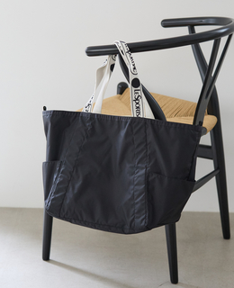 《別注》【LeSportsac/レスポートサック】1043 E/W REVERSIBLE PKT TOTE(Solid)