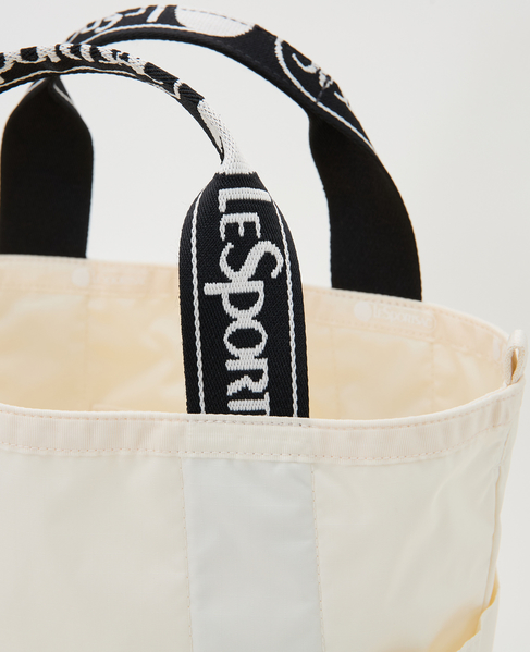 《別注》【LeSportsac/レスポートサック】SM REVERSIBLE PKT TOTE(Solid) 詳細画像 アイボリー 4