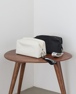 《別注》【LeSportsac/レスポートサック】LARGE ZIP POUCH W/CHARM