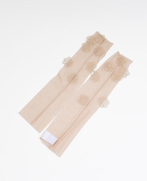 【MARGE/マージ】Tulle flower motif gloves 詳細画像 アイボリー 2