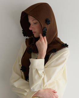 【MARGE/マージ】Wool flower motif hooded scarf
